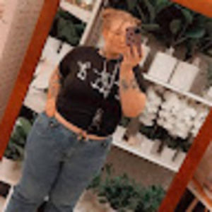 Meet your Posher, Eden